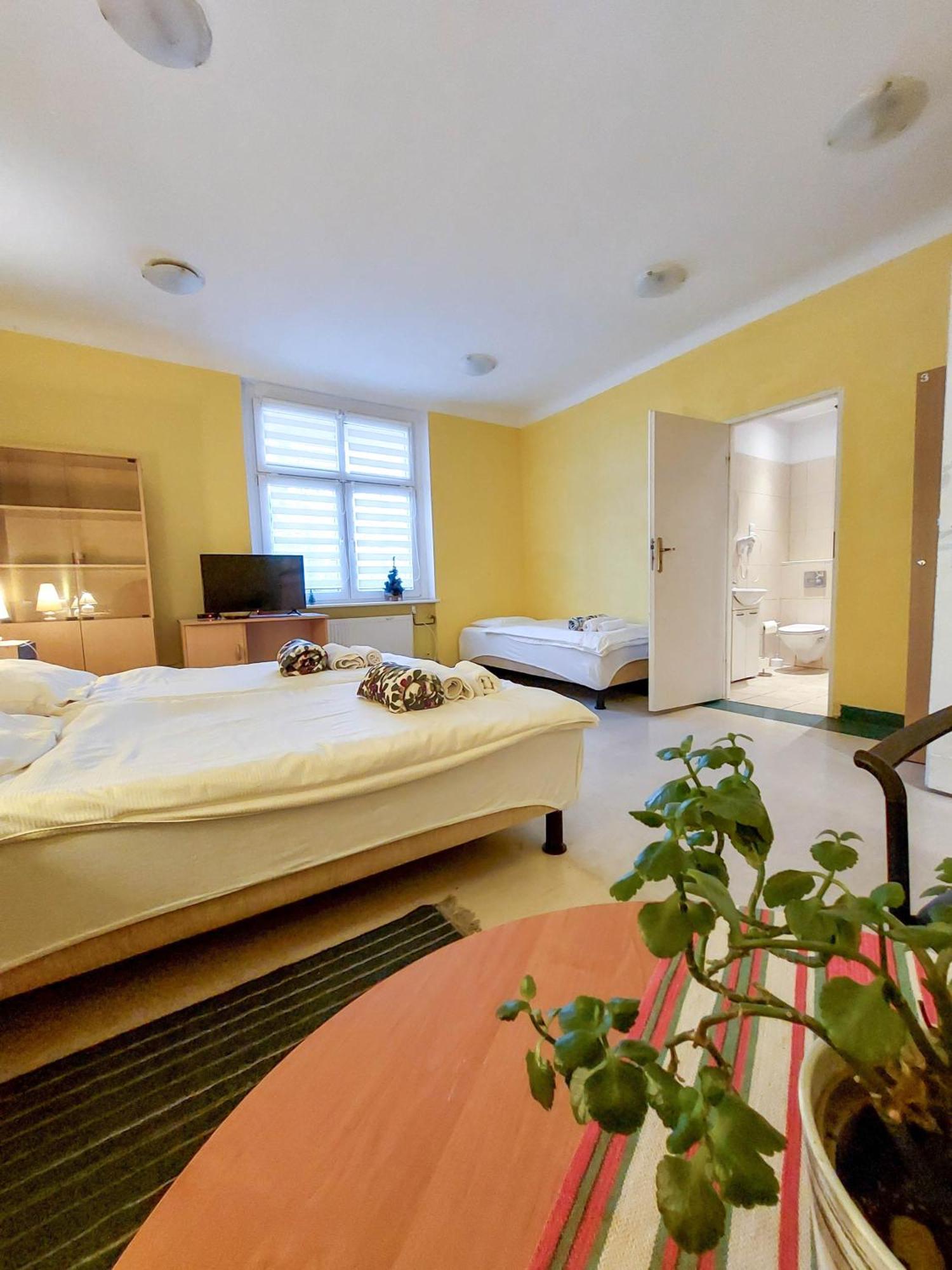 Ferienwohnung Pod Starymi Lipami Stettin Exterior foto